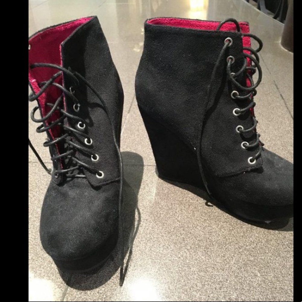 Wedges - Picture 2 of 3